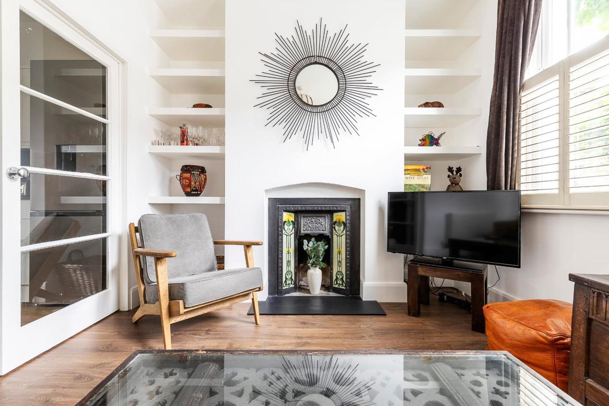 Charming Golborne Escape